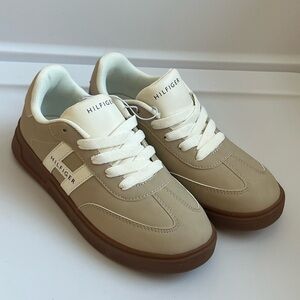 Tommy Hilfiger Kids Tan Sneakers
